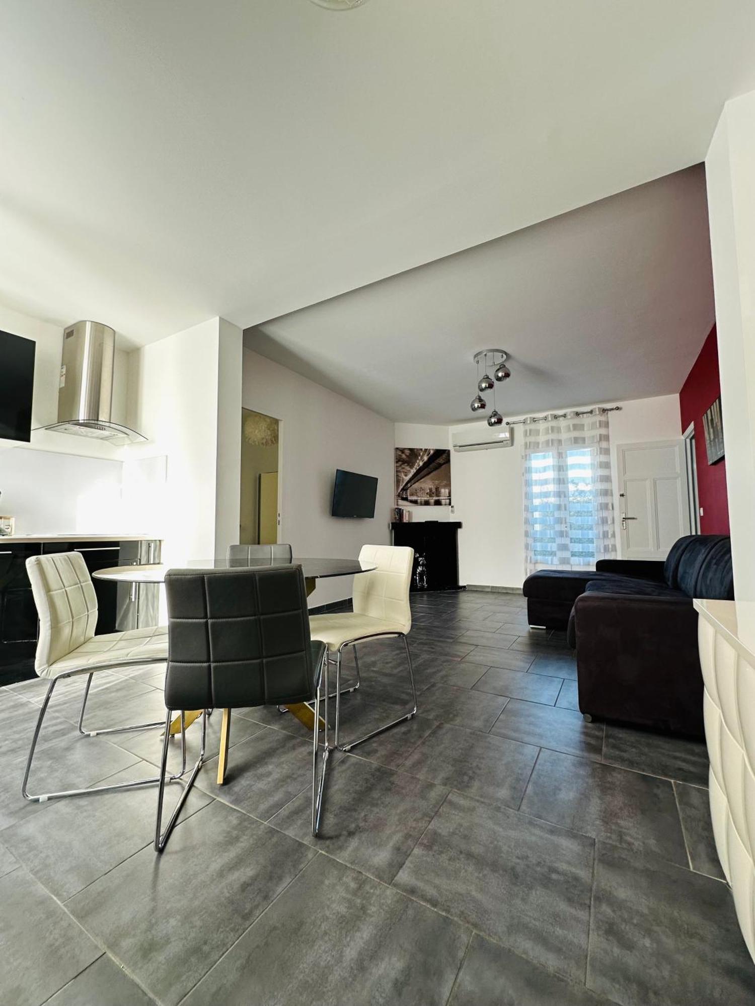 Appartement - Vue sur Piscine